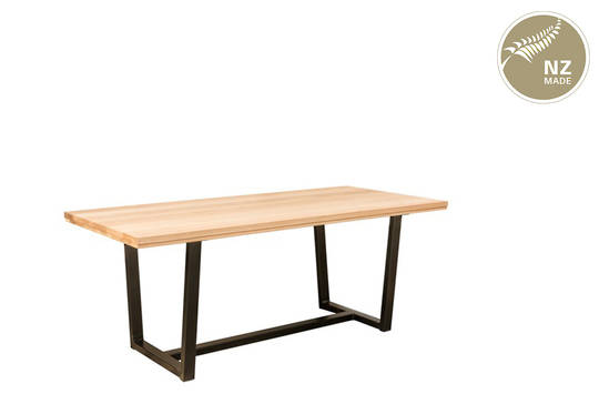 Thorndon Tapered Base 1800 Table & Barleaner